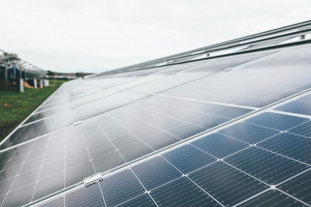 Commercial building with rooftop solar panels